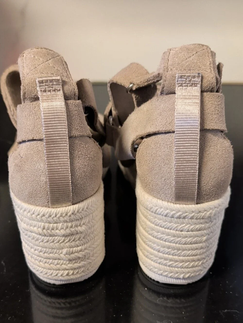 Sorel Cameron Multi Strap Wedge Sandals Size 8 Used Exc